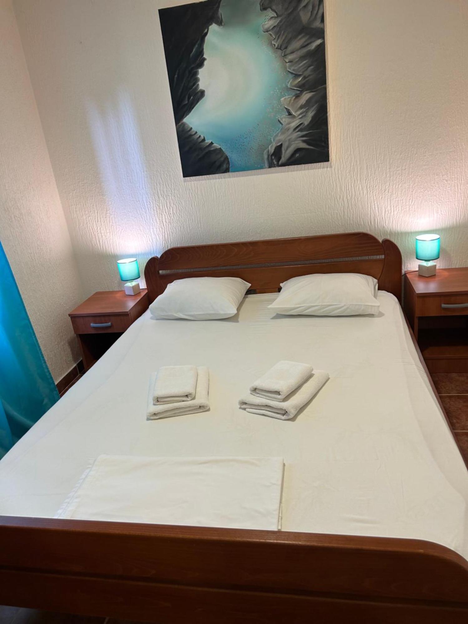 Flamingo Apartman Dobra Voda